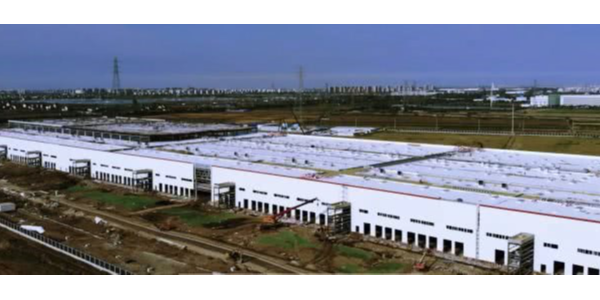 特斯拉上海厂建筑基本完工，开始安装生产线